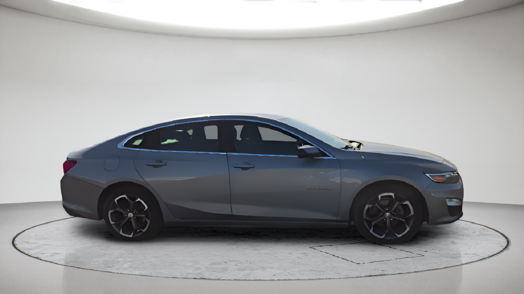 Used 2023 Gray Chevrolet LT image 9