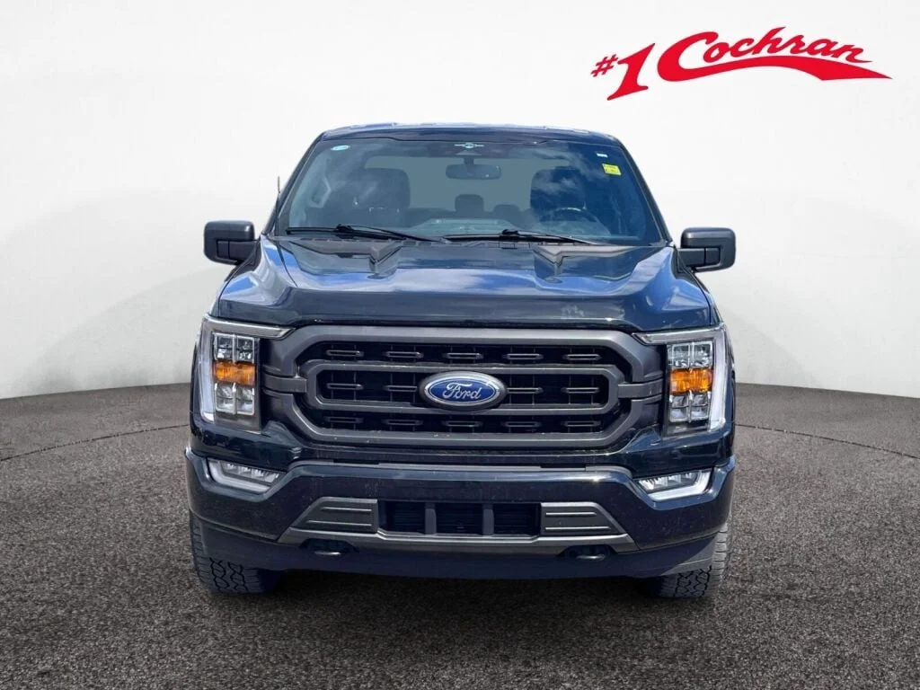 Used 2023 Agate Black Metallic Ford XLT image 13