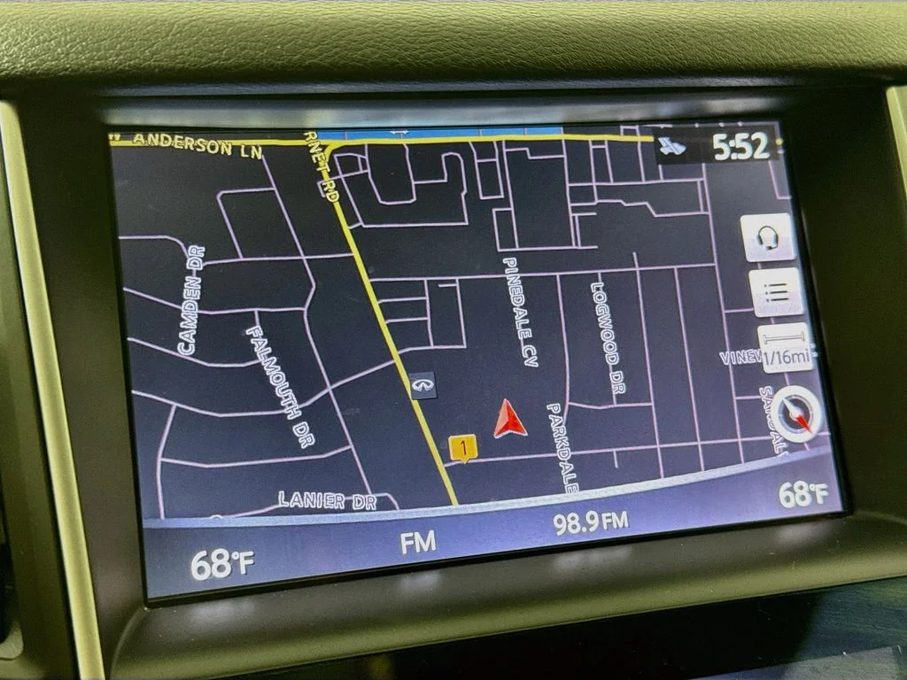 Used 2017 Gray INFINITI Red Sport 400 image 15