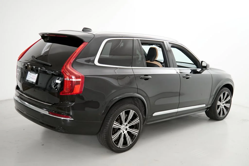Certified Used 2024 Onyx Black Volvo Ultimate image 8