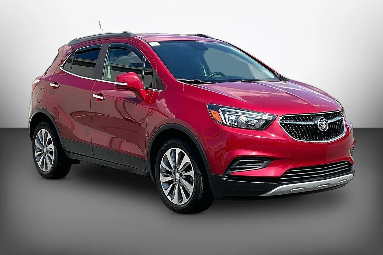 Used 2019 Red Buick Preferred image 1