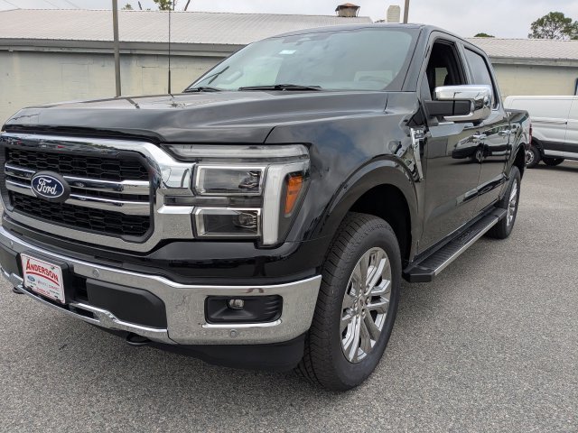 2025 Ford F-150 Lariat - Photo 8