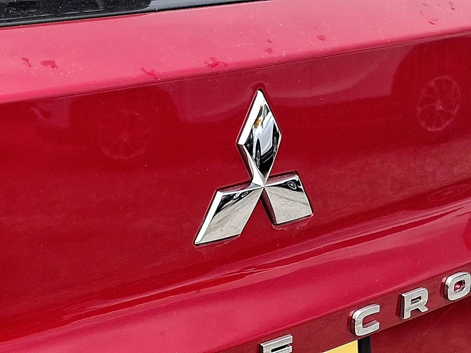 New 2026 Red Mitsubishi ES image 22