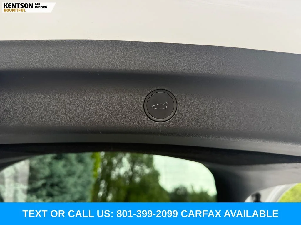Used 2024 White Tesla Long Range image 34