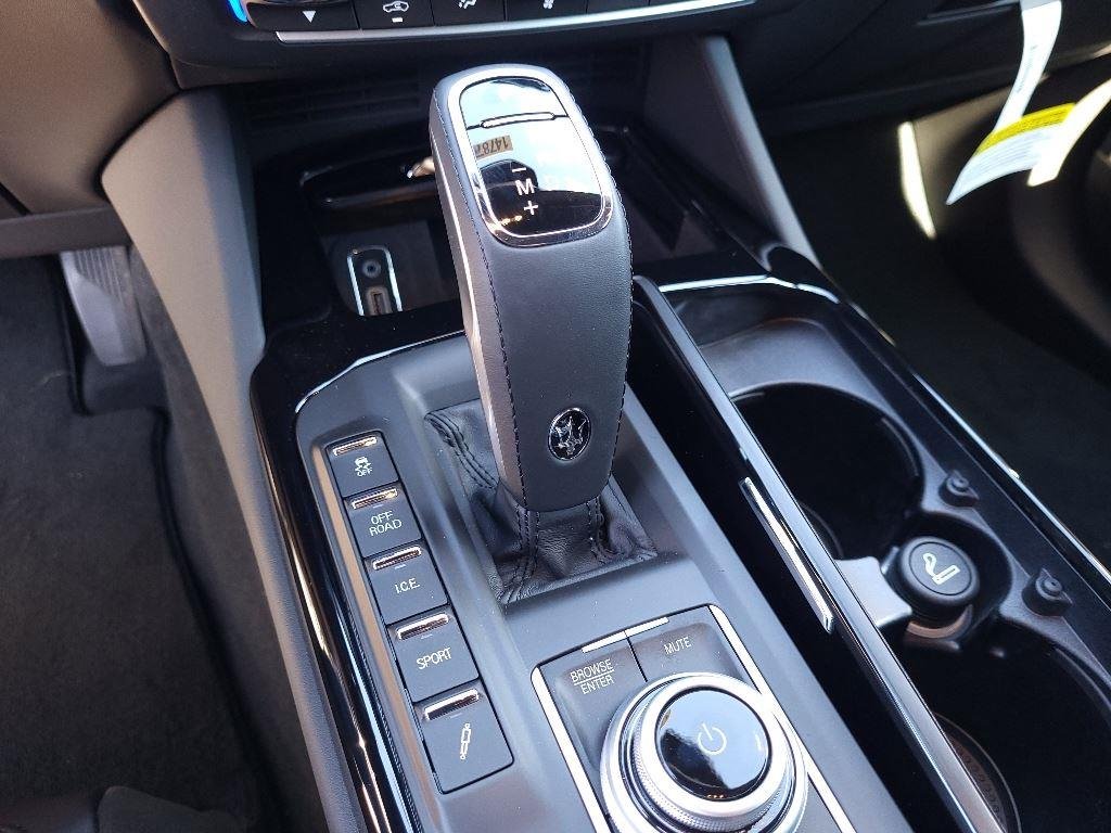 Used 2024 Bianco Maserati Modena Ultima image 14