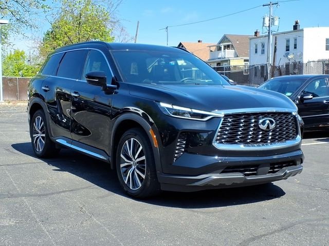 Used 2023 Black INFINITI Autograph image 4
