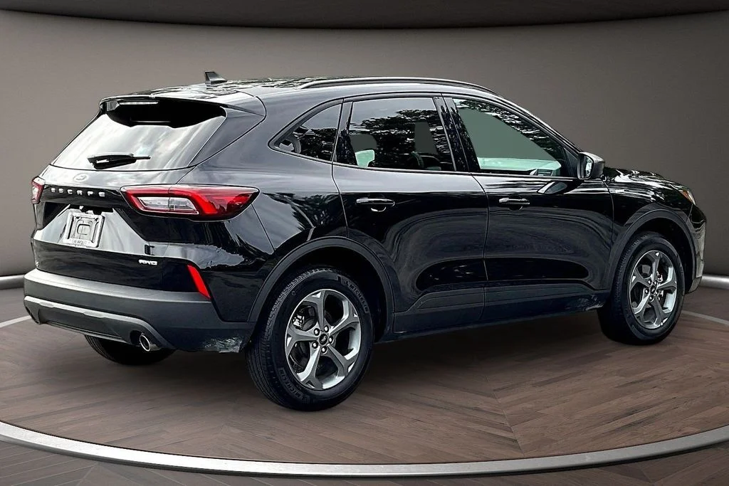 Used 2025 Black Ford ST-Line image 5
