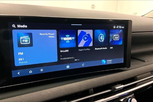 Used 2025 Serenity White Pearl Hyundai SEL Convenience image 35