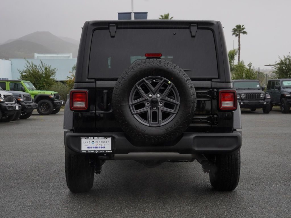 New 2026 Black Clear-Coat Exterior Paint Jeep Sport image 4