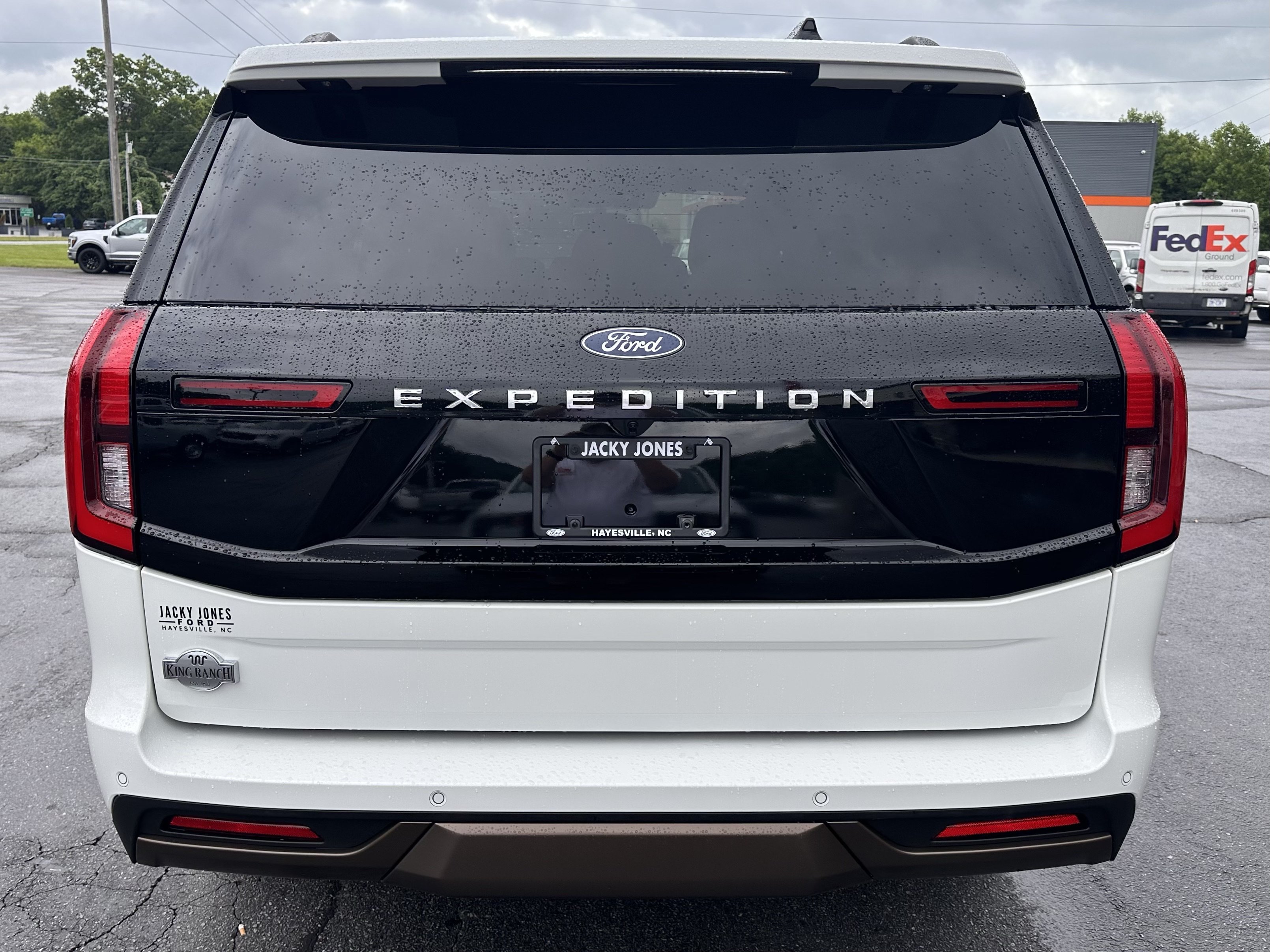 New 2026 Star White Metallic Tri-Coat Ford King Ranch® image 7