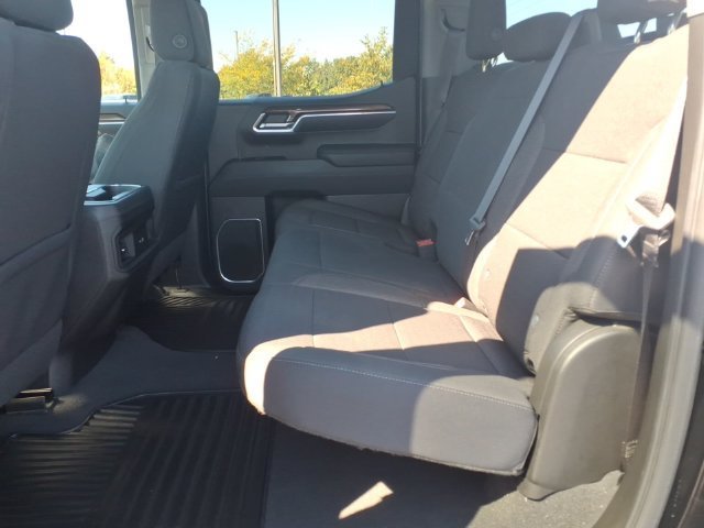 Used 2022 BLACK Chevrolet RST image 19