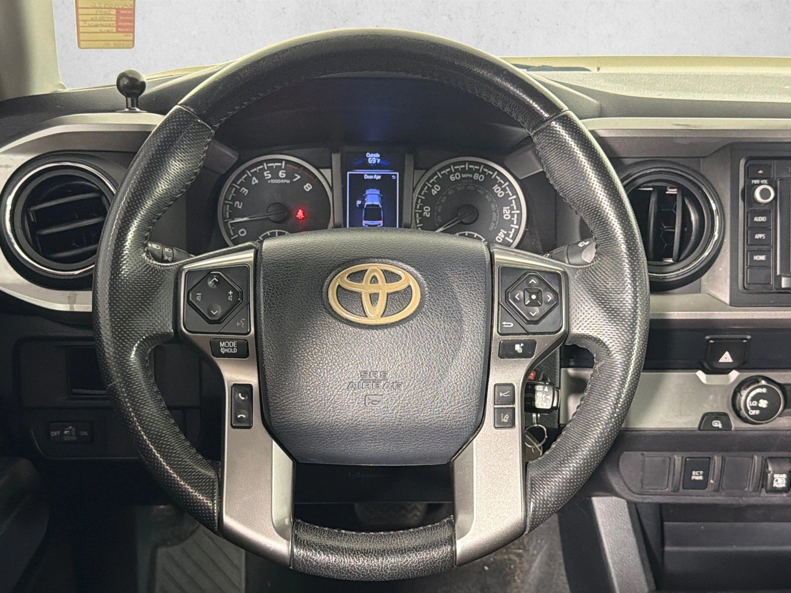 Used 2019 Quicksand Toyota SR5 image 23