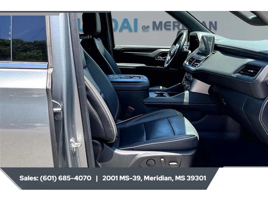 Used 2024 STERLING METALLIC GMC SLT image 6