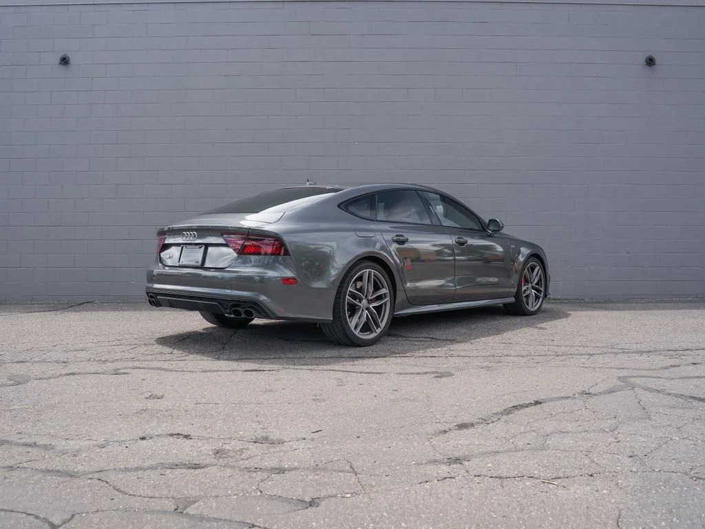 Used 2017 Gray Audi 4.0T Premium Plus image 7