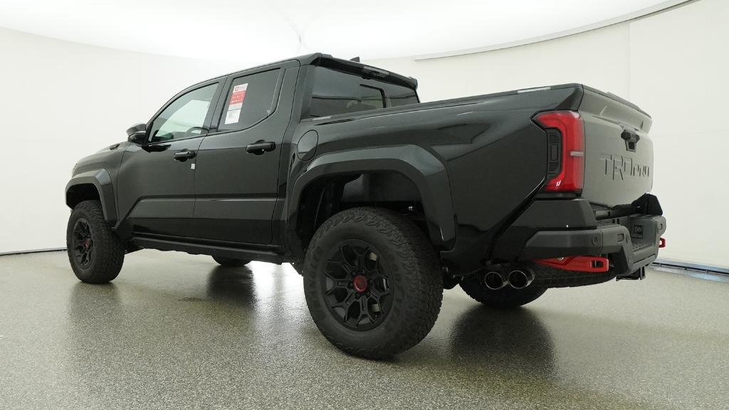 2026 Toyota Tacoma TRD Pro - Photo 8