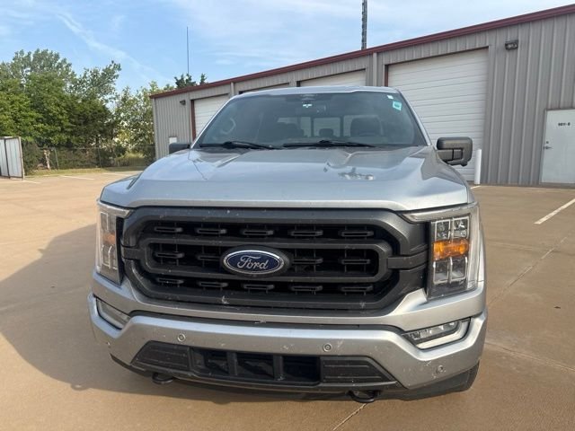 Used 2021 Silver Ford XLT image 2