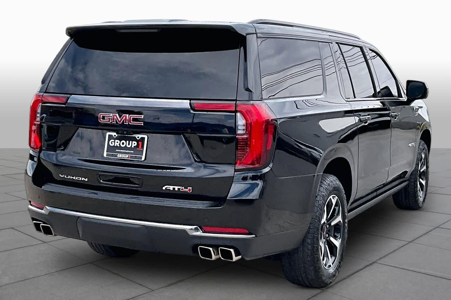 Used 2025 Onyx Black GMC AT4 image 13