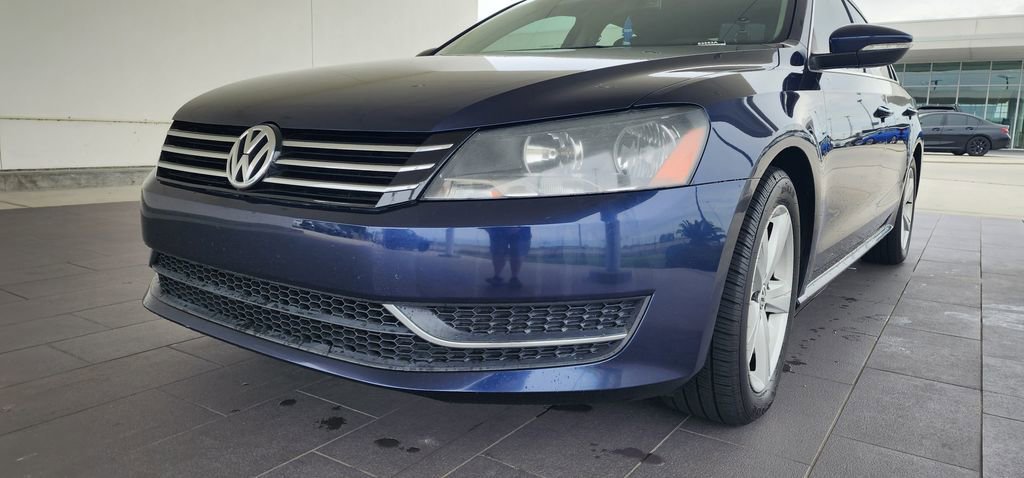 Used 2012 Volkswagen Passat SE with VIN 1VWBP7A36CC024129 for sale in D'Iberville, MS