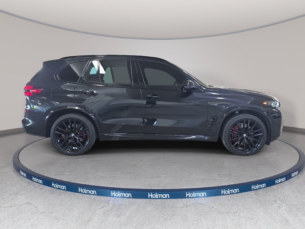 Certified Used 2025 Black Sapphire Metallic BMW sDrive40i image 6