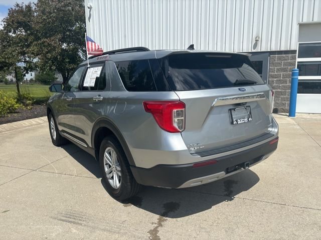 Certified Used 2024 Iconic Silver Metallic Ford XLT image 8