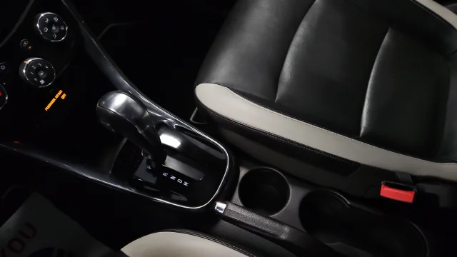 Used 2018 Black Metallic Chevrolet Premier image 19
