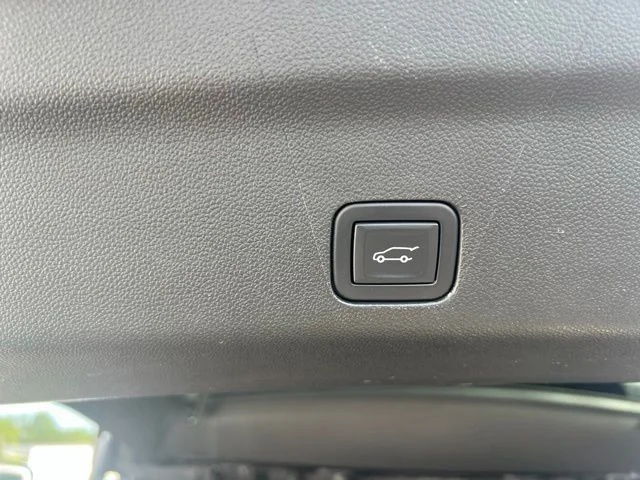 Used 2023 Blue GMC SLT image 25