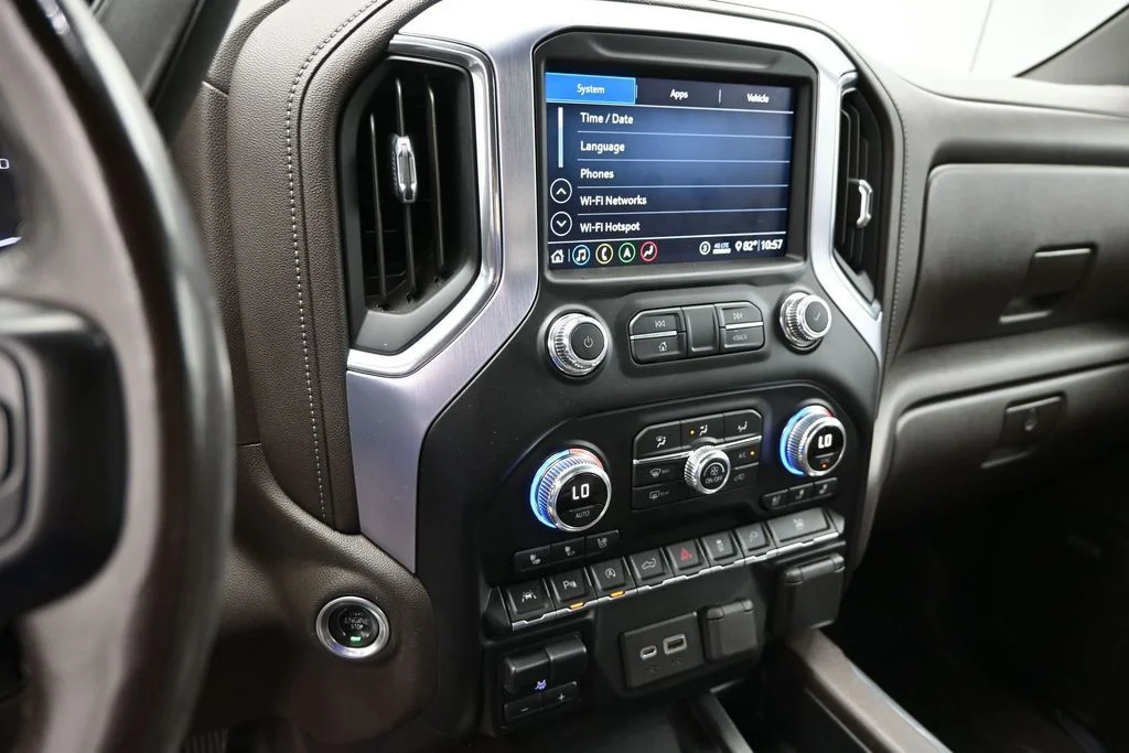 Used 2020 Blue GMC SLT image 25