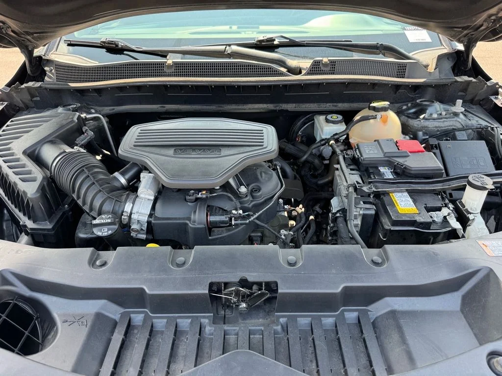 Used 2019 Gray Chevrolet Base image 14