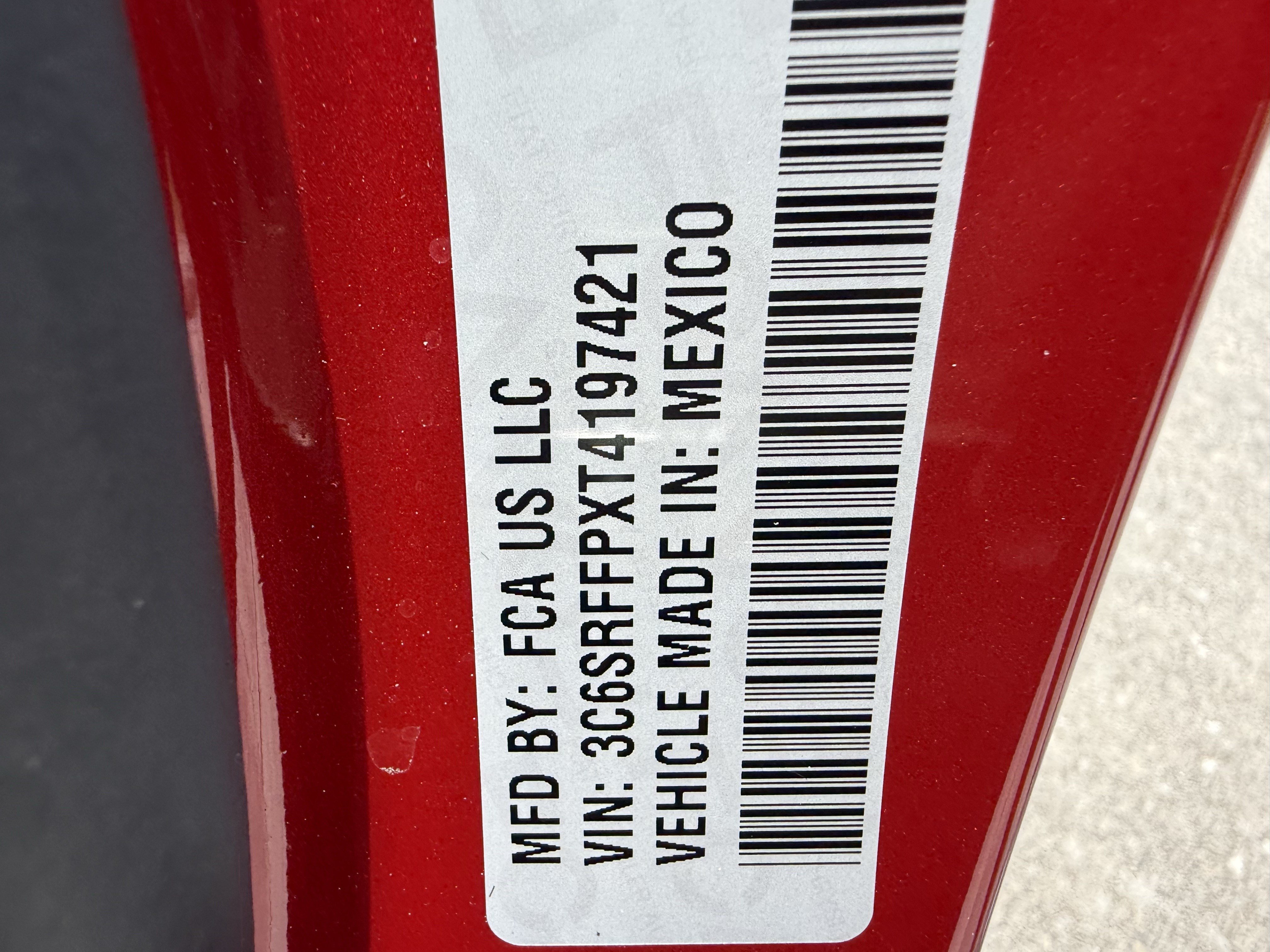 New 2026 Molten Red Pearl-Coat Exterior Paint RAM Big Horn image 17