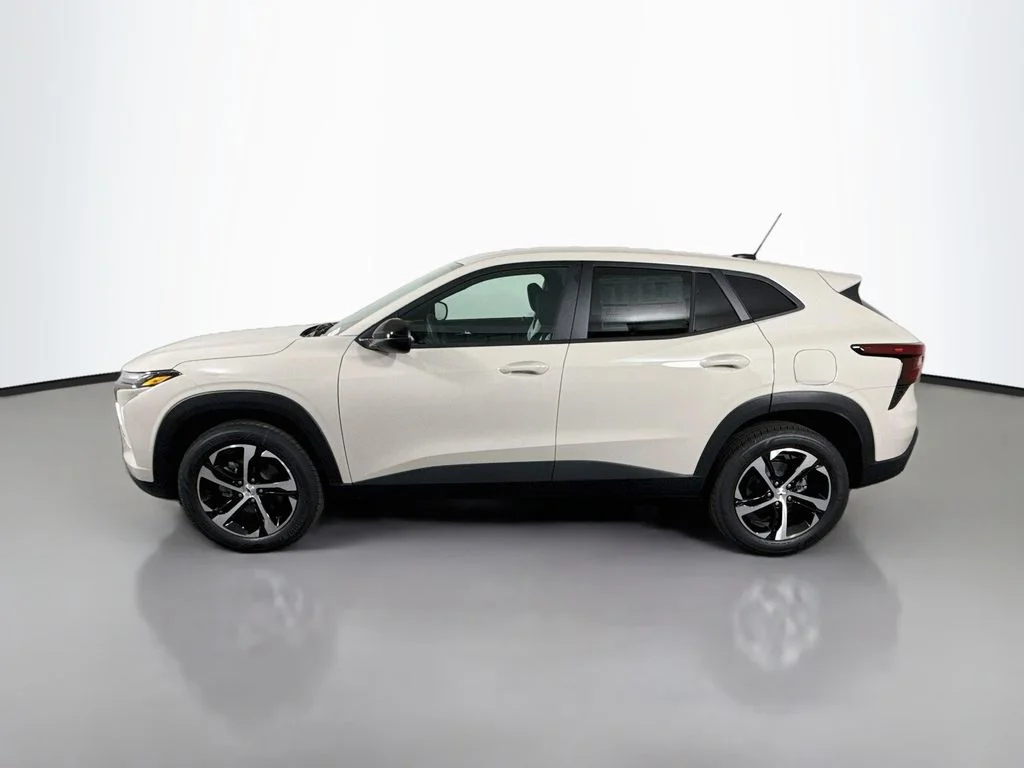 New 2026 White Chevrolet 1RS image 4