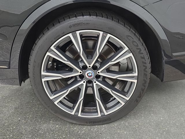 Used 2022 Black BMW M50i image 31