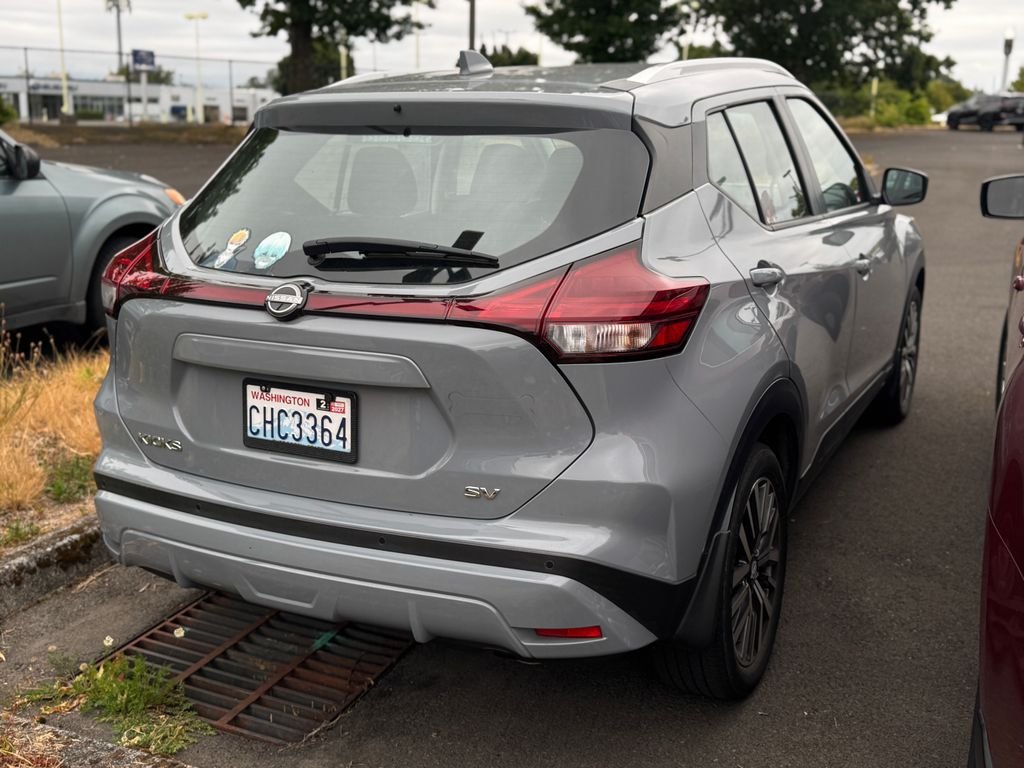 Used 2023 Boulder Gray Pearl Nissan SV image 2