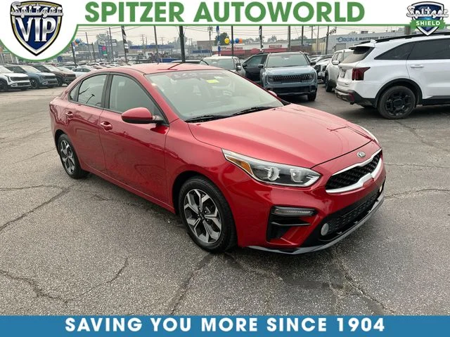 Used 2019 Red Kia LXS image 1
