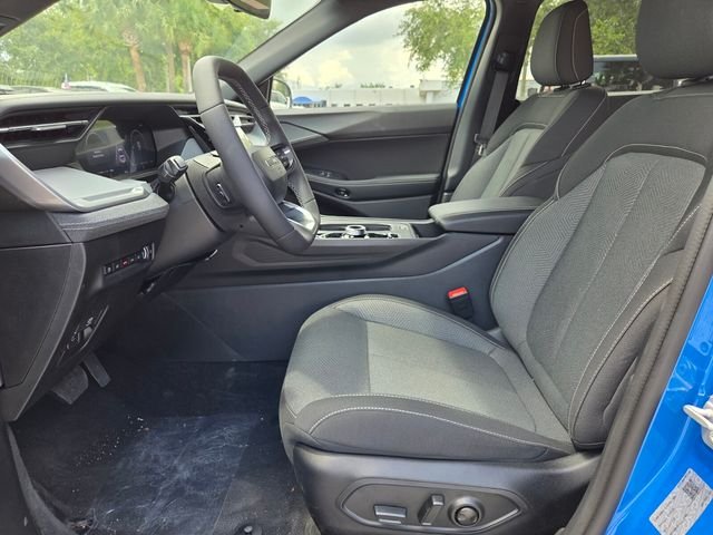 New 2026 Hydro Blue Pearl-Coat Exterior Paint Jeep Laredo image 11