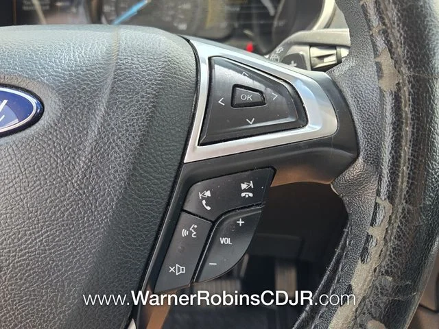 Used 2017 Gray Ford SEL image 28