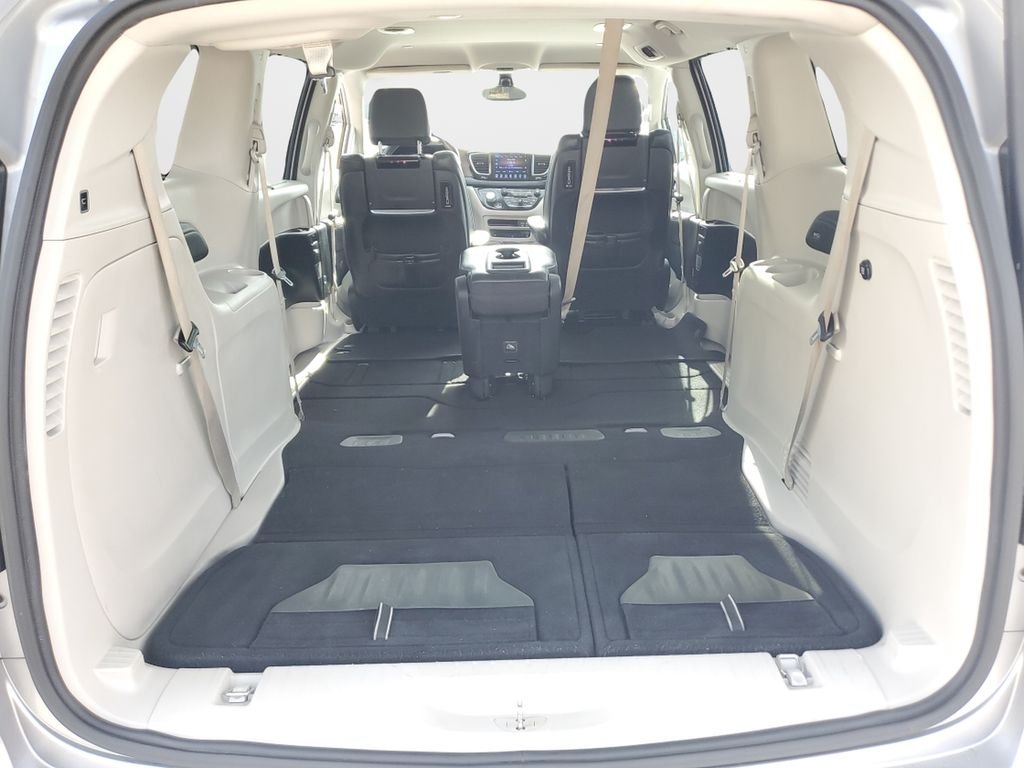 2017 Chrysler Pacifica Touring-L Plus - Photo 9