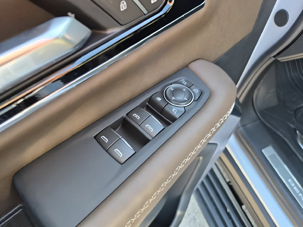 New 2026 GMC Yukon Denali Ultimate, photo 17