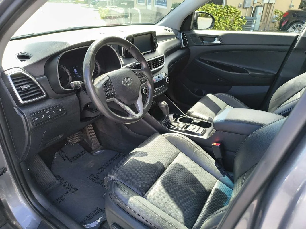 Used 2021  Hyundai Limited image 8