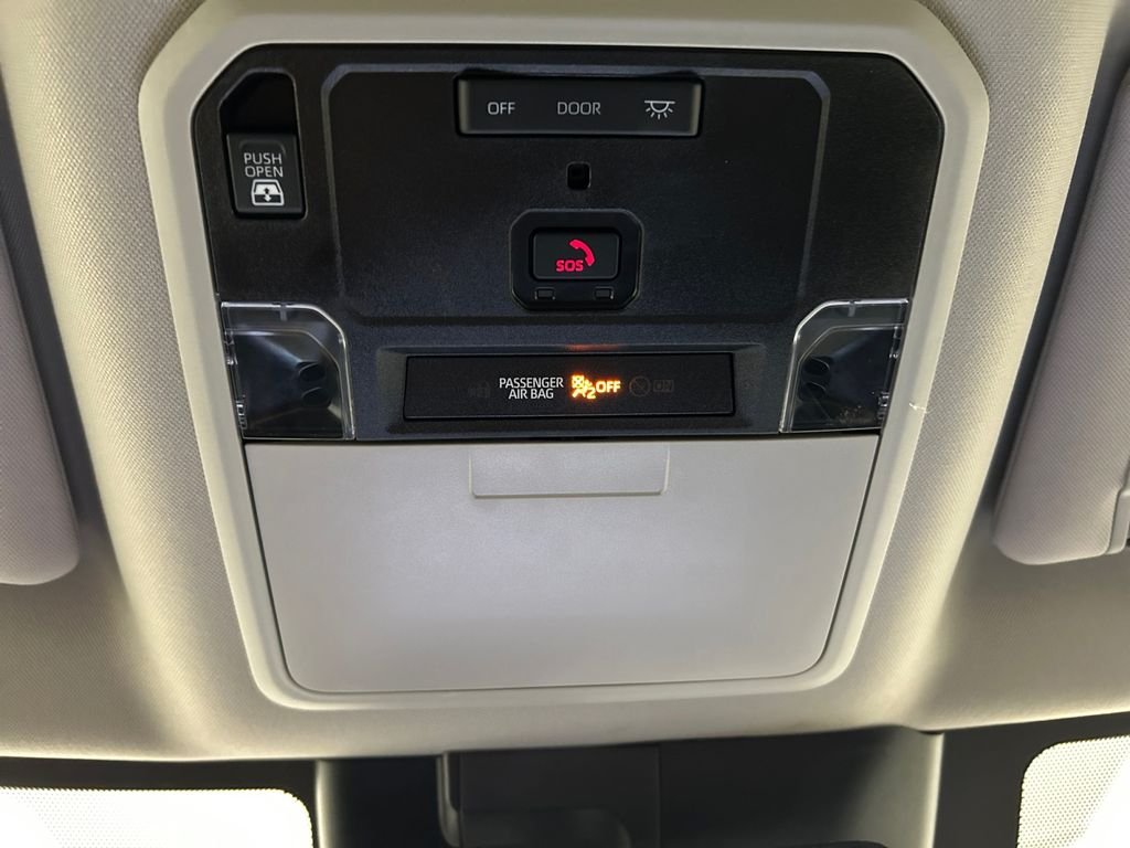 2023 Toyota Tundra Limited - Photo 29
