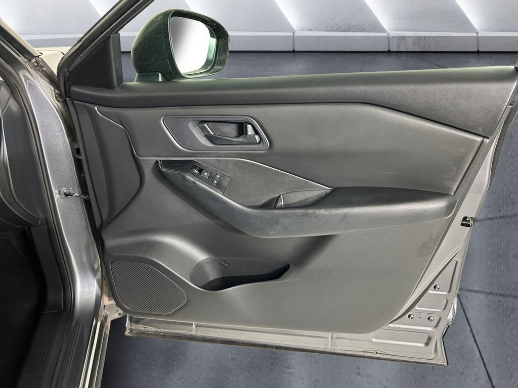 Used 2024 Gray Nissan S image 15