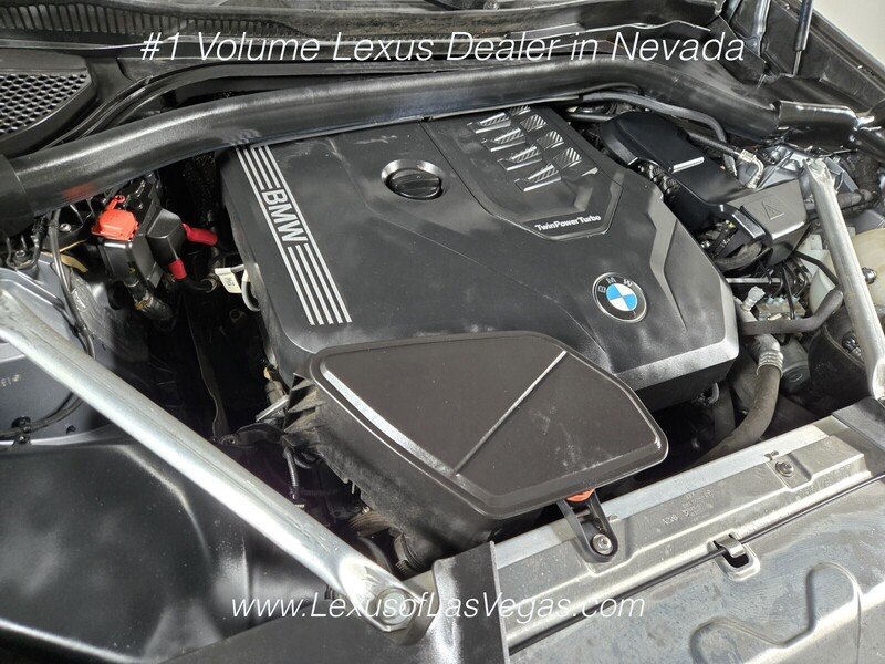 Used 2024 Gray Metallic BMW sDrive30i image 27