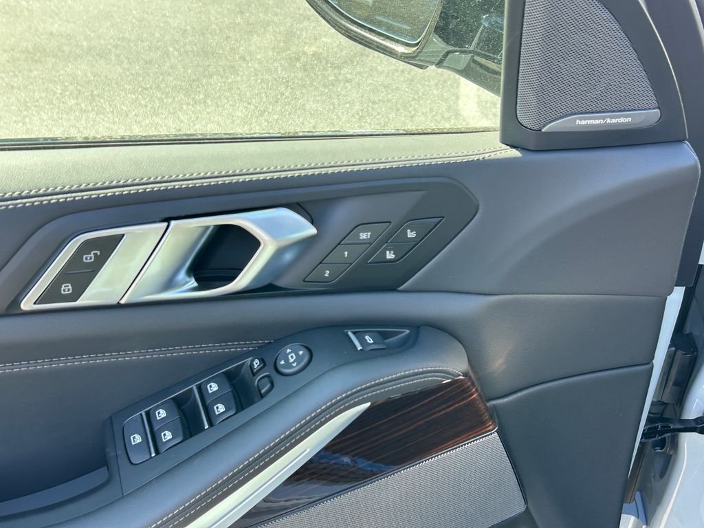 New 2026 Brooklyn Grey Metallic BMW xDrive50e image 12