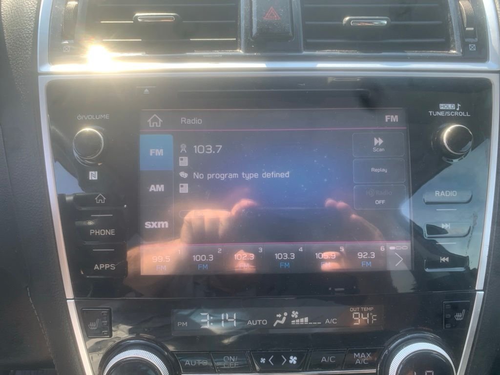 Used 2019 Abyss Blue Pearl Subaru 2.5i Premium image 16