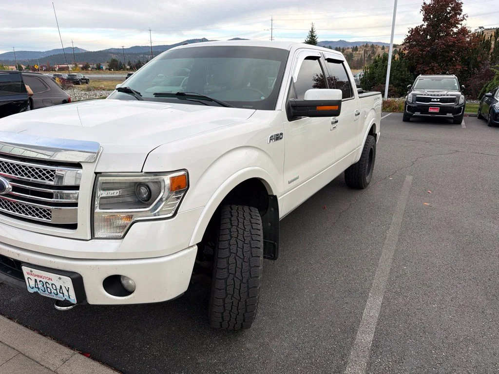 Used 2014 White Ford Limited image 2