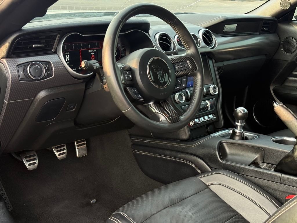 Used 2022 Gray Ford GT Premium image 8