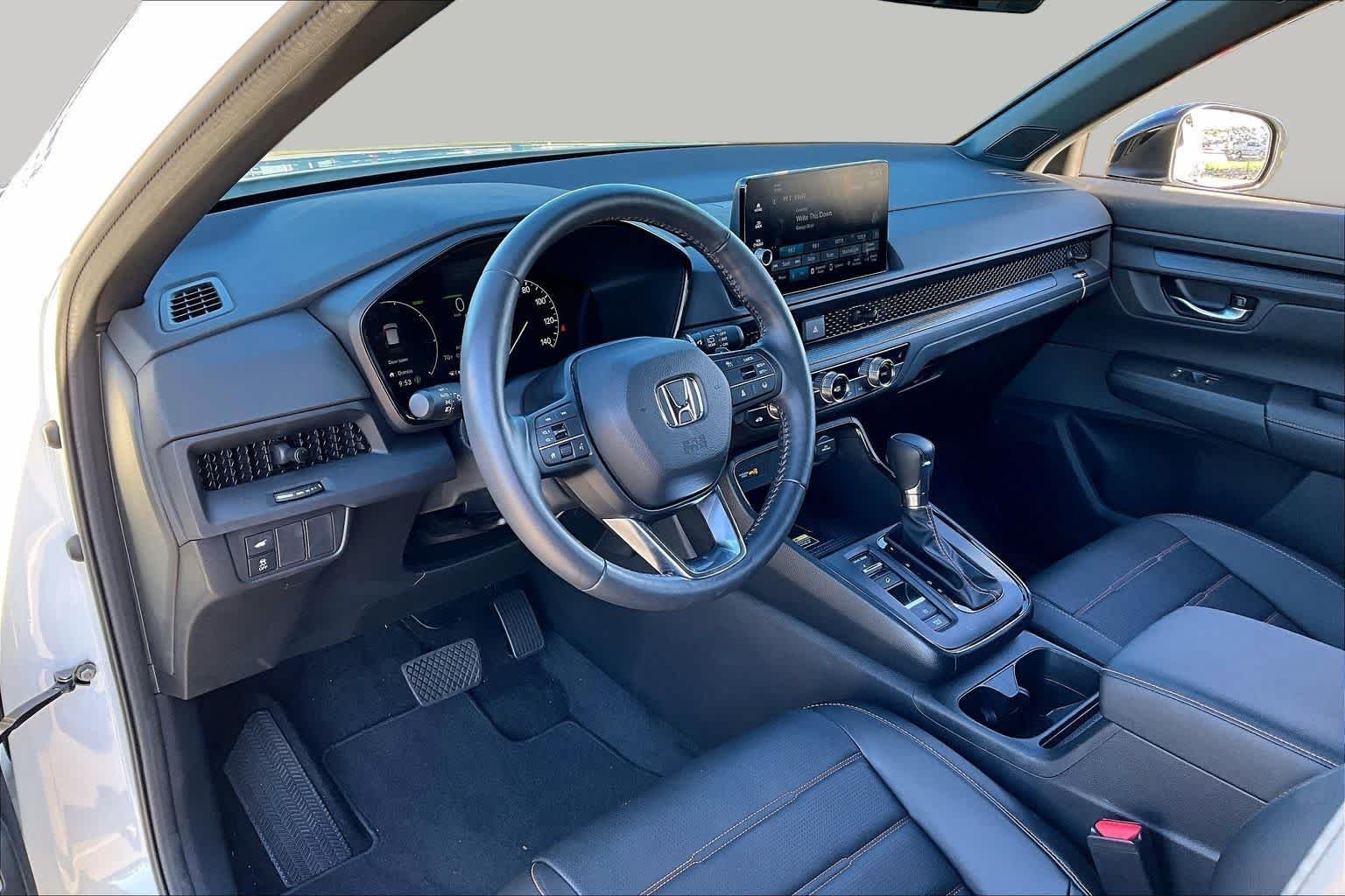 Used 2024 Platinum White Pearl Honda Sport-L image 17