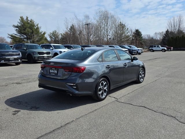 Used 2019 Gray Kia LXS image 8