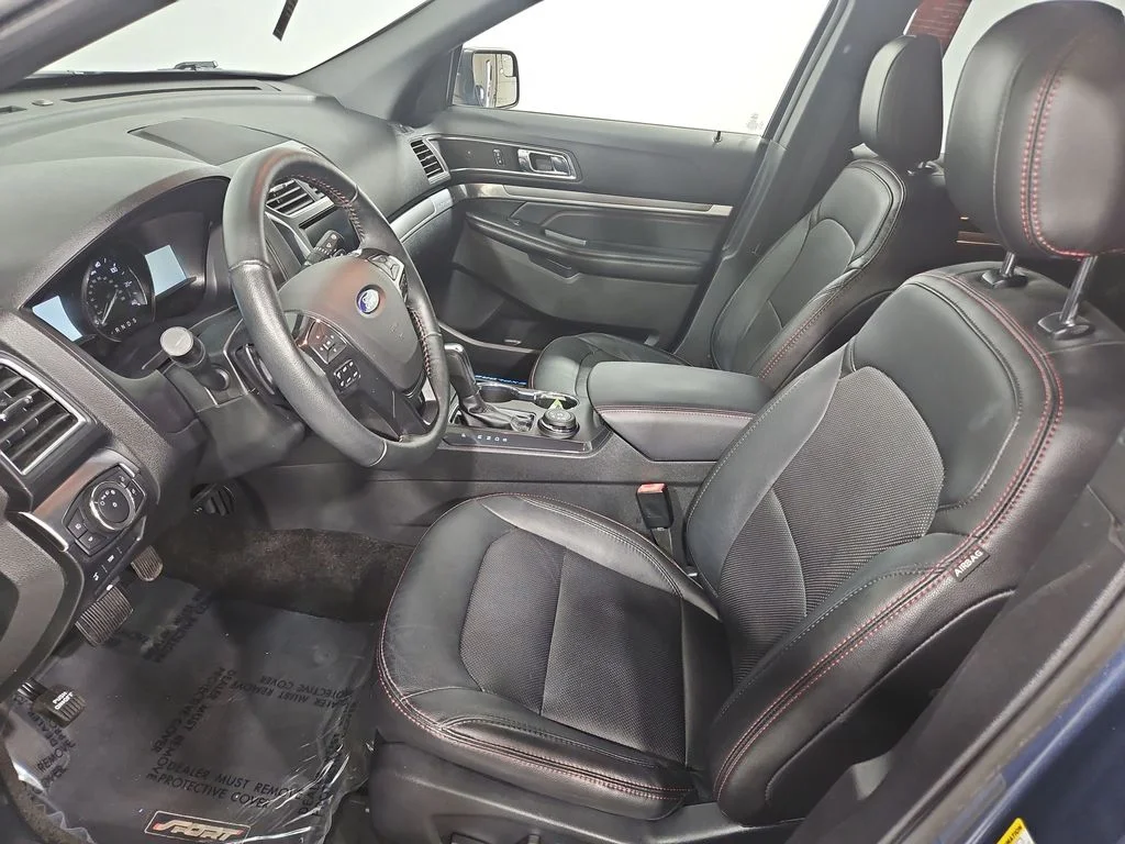 Used 2018 Blue Ford Sport image 10