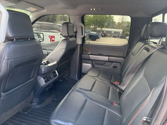 Used 2022 Blue Ford Lariat image 10
