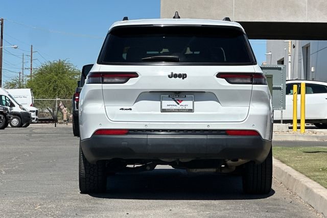 Certified Used 2023 White Jeep Altitude image 4